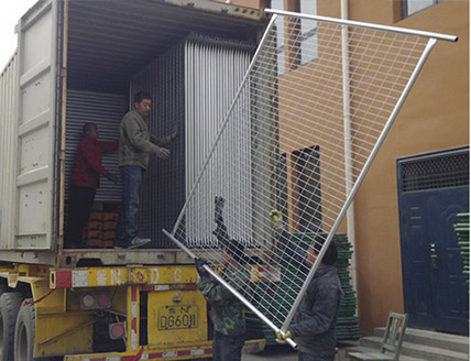 Loading Temporary Fence in Bulk
